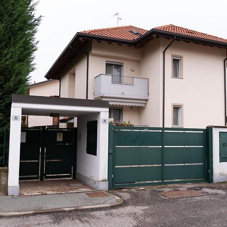 Comforthome Fiera Cornaredo Kültér fotó